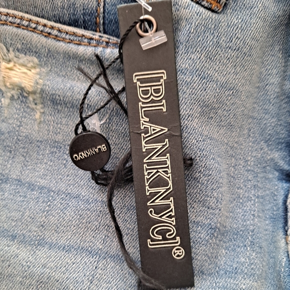 NWT Blank NYC Blue Straight Leg Jeans with Knee Patches - Picture 4 of 5